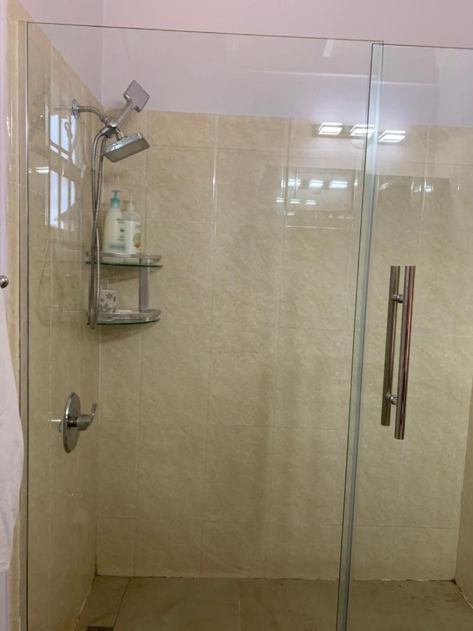 Paradise Villa Shared Onsite Private Pool Onsite Gym Очо-Ріос Екстер'єр фото